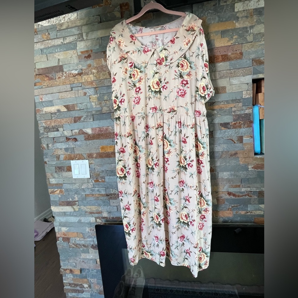Floral Midi Granny Dress with Ruffled Collar
